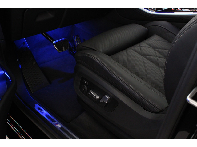 BMW X5 xDrive50e 490pk > Innovatie-pakket Trekhaak Travel-pakket Shadow line