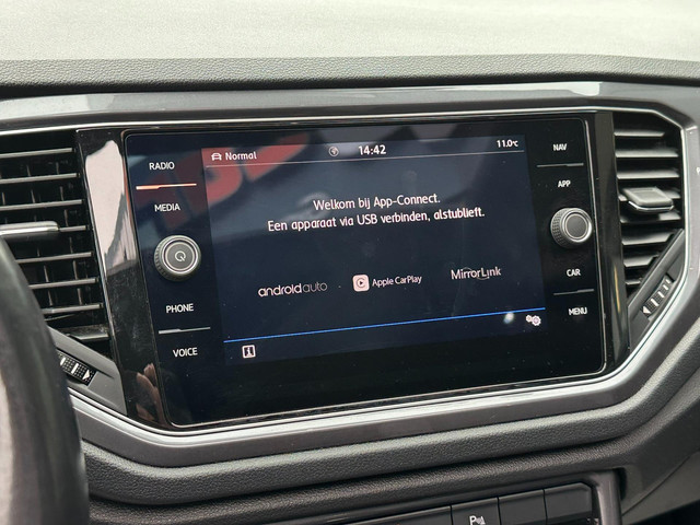 Volkswagen T-Roc 1.5 TSI Sport Business R