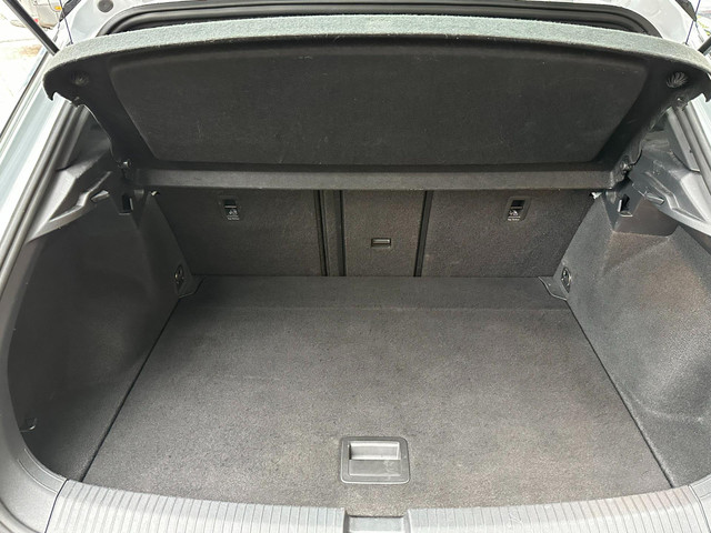 Volkswagen T-Roc 1.5 TSI Sport Business R