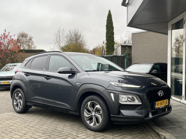 Hyundai Kona 1.6 GDI HEV CARPLAY+TREKHAAK+STOEL STUURVERWARN
