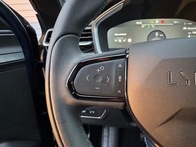 Lynk & Co 01 1.5 Bomvol Black Edition 261PK 360°Camera