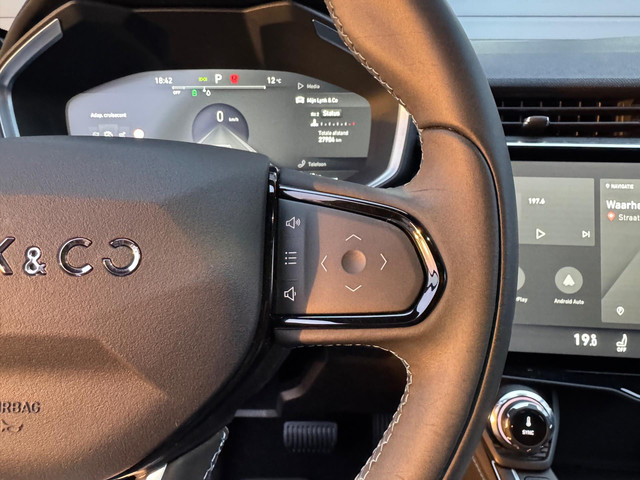 Lynk & Co 01 1.5 Bomvol Black Edition 261PK 360°Camera