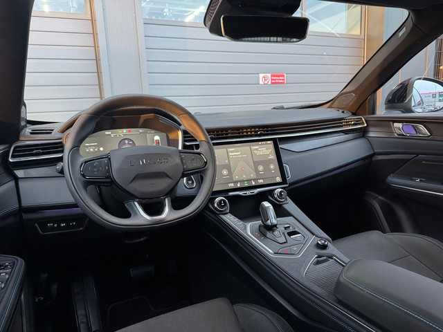 Lynk & Co 01 1.5 Bomvol Black Edition 261PK 360°Camera