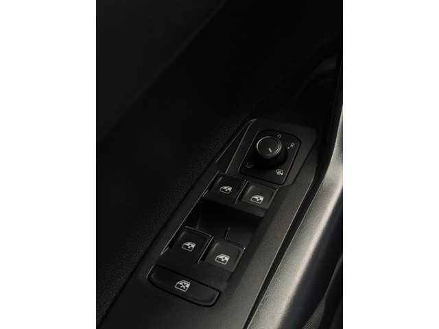 Volkswagen Polo 1.0 TSI United CarPlay Camera