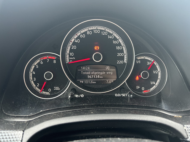 Volkswagen up! BJR 2017 1.0 60 PK BMT move up! 5-DEURS | AIRCO | TELEFONIE ELEK. PAKKET