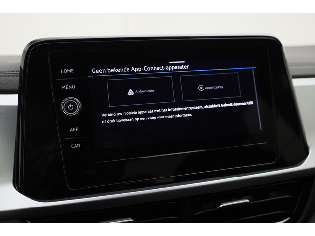 Volkswagen T-Roc 1.0TSI 116PK Life · Apple Android · Parkeersensoren · LED · Garantie tot januari 2027