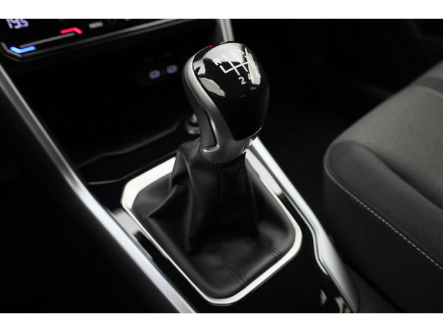 Volkswagen T-Roc 1.0TSI 116PK Life · Apple Android · Parkeersensoren · LED · Garantie tot januari 2027