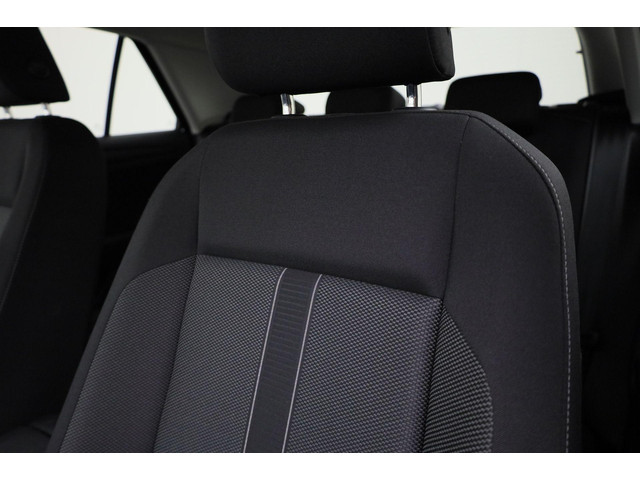 Volkswagen T-Roc 1.0TSI 116PK Life · Apple Android · Parkeersensoren · LED · Garantie tot januari 2027