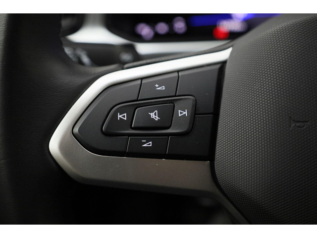 Volkswagen T-Roc 1.0TSI 116PK Life · Apple Android · Parkeersensoren · LED · Garantie tot januari 2027