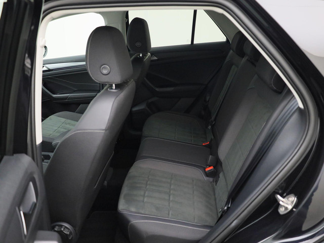 Volkswagen T-Roc 1.5TSI 150PK Style DSG · Navigatie · Trekhaak · Apple Android carplay · Clima · Stoelverwarming & massage · Garantie tot decembe