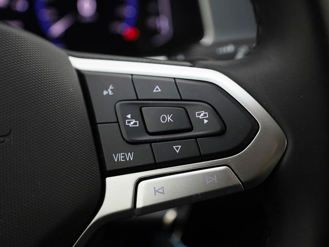 Volkswagen T-Roc 1.5TSI 150PK Style DSG · Navigatie · Trekhaak · Apple Android carplay · Clima · Stoelverwarming & massage · Garantie tot decembe