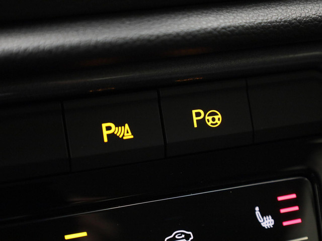 Volkswagen T-Roc 1.5TSI 150PK Style DSG · Navigatie · Trekhaak · Apple Android carplay · Clima · Stoelverwarming & massage · Garantie tot decembe