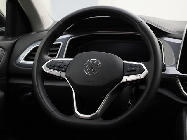 Volkswagen T-Roc 1.5TSI 150PK Style DSG · Navigatie · Trekhaak · Apple Android carplay · Clima · Stoelverwarming & massage · Garantie tot decembe