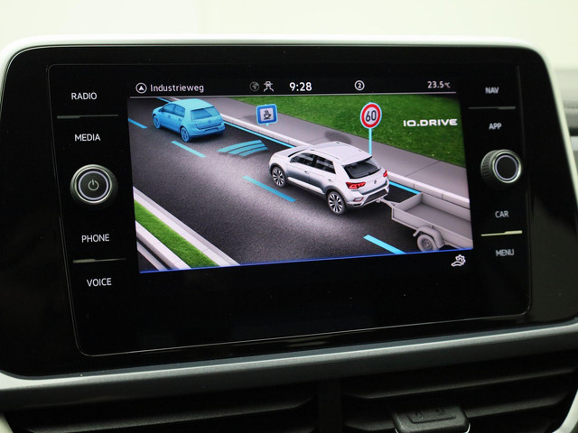 Volkswagen T-Roc 1.5TSI 150PK Style DSG · Navigatie · Trekhaak · Apple Android carplay · Clima · Stoelverwarming & massage · Garantie tot decembe