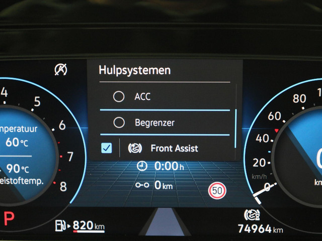 Volkswagen Golf Variant 1.0eTSI 110PK Life DSG · Navigatie · Trekhaak · Apple Android Car Play ·Garantie t m 06-05-2027 of 100.000km