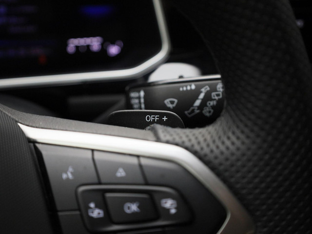 Volkswagen T-Roc 1.5TSI 150PK R-Line DSG · Camera · Navigatie · Apple Android Car Play · Trekhaak · Garantie tot februari 2027