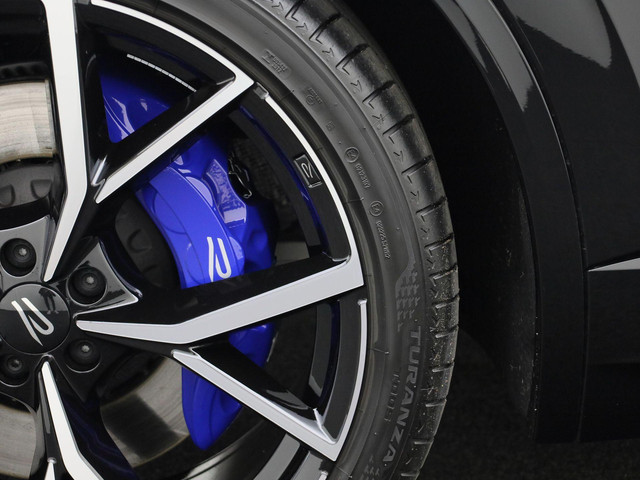 Volkswagen Touareg 3.0 TSieHybrid 340kW 462PK 4MOTION R · Panoramadak · Elek. Trekhaak · 360°Camera · Stoelmassage & ventilatie · Garantie t m 11-0