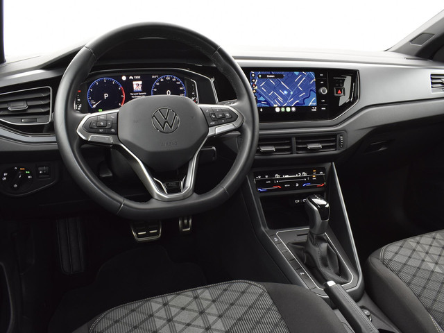 Volkswagen Polo 1.0 TSI 110pk DSG R-Line · Camera · Apple Android Car Play · ACC · 16'' Velgen ·