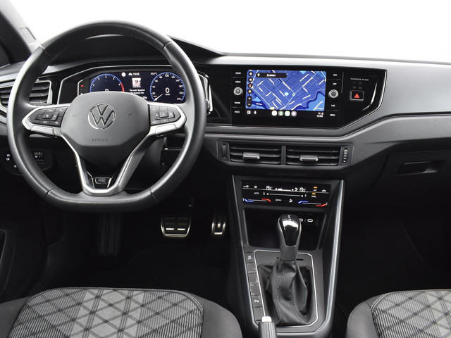 Volkswagen Polo 1.0 TSI 110pk DSG R-Line · Camera · Apple Android Car Play · ACC · 16'' Velgen ·