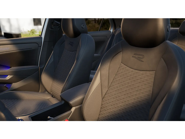 Volkswagen T-Roc R-Line First Edition 1.5 eTSI 150PK DSG Black Style