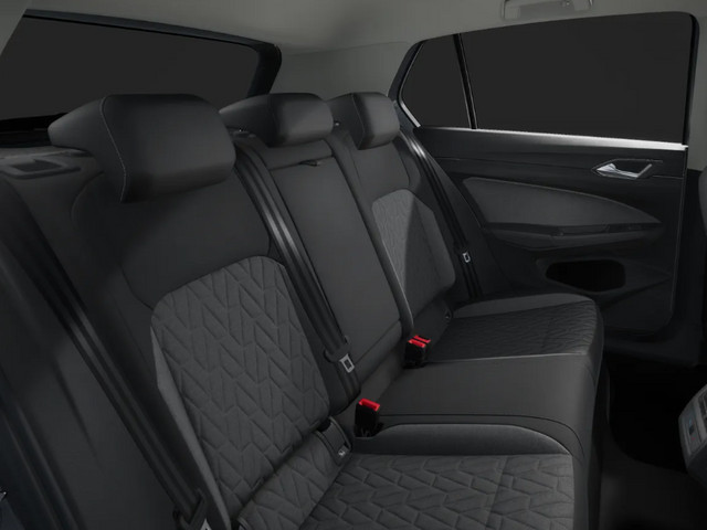 Volkswagen Golf Life Edition 1.5 eHybrid 204 pk 6 versn. DSG · Comfort pakket · Trekhaak inklapbaar, met elektrische ontgrendeling ·