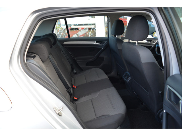 Volkswagen Golf 1.0 116PK TSI Comfortline Executive | Orig. NL | DAB+ | CarPlay | NAP |