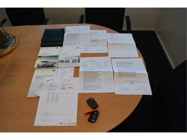 Volkswagen Golf 1.0 116PK TSI Comfortline Executive | Orig. NL | DAB+ | CarPlay | NAP |