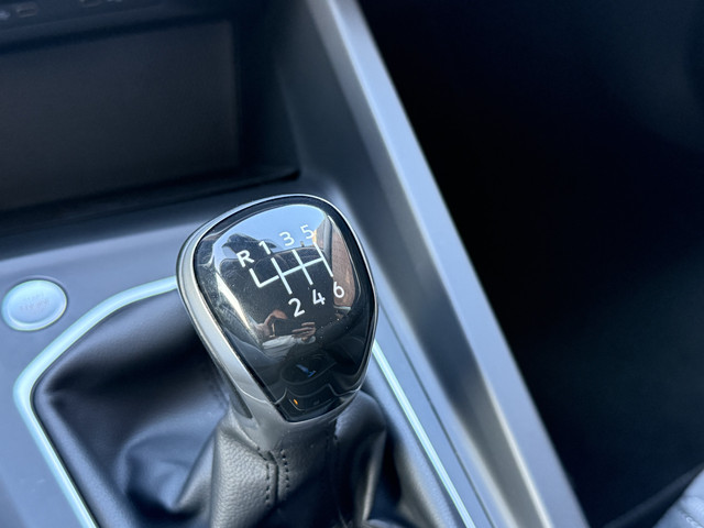 Volkswagen Golf 1.5 TSI Life Business | Memory stoelen | Camera | Full LED | Apple Carplay