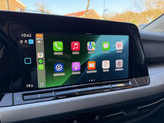 Volkswagen Golf 1.5 TSI Life Business | Memory stoelen | Camera | Full LED | Apple Carplay