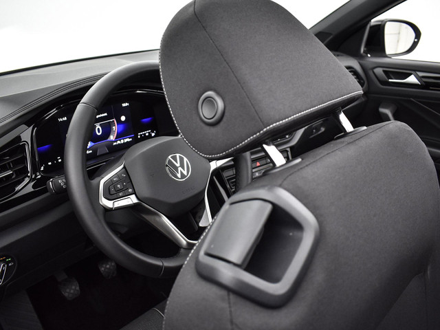 Volkswagen T-Roc Cabrio Style 1.0 115 pk Cabriolet 6 versn. Hand · Black style pakket · Comfort pakket · Multimedia pakket · Prijs is incl Inruil