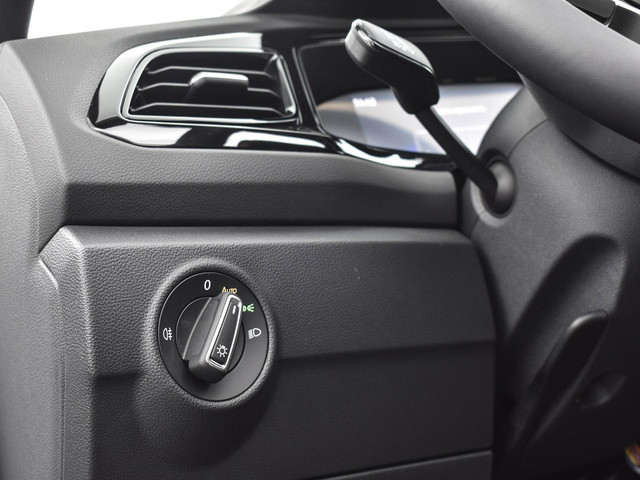 Volkswagen T-Roc Cabrio Style 1.0 115 pk Cabriolet 6 versn. Hand · Black style pakket · Comfort pakket · Multimedia pakket · Prijs is incl Inruil