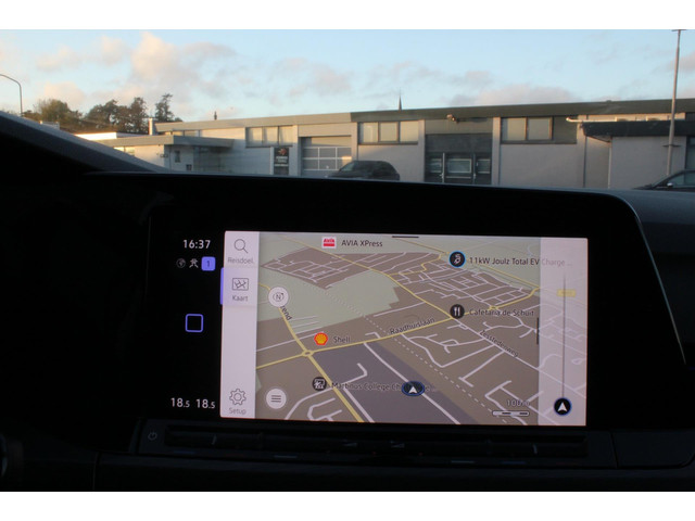 Volkswagen Golf 1.5 eTSI Style