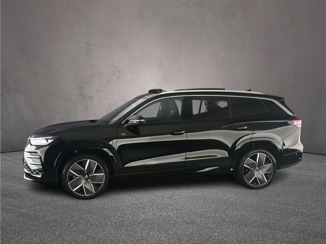 volkswagen-tayron-r-line-edition-1.5-tsi-ehybrid-272pk-dsg-automaat-trekhaak--panoramadak--360-camera--adaptive-cruise-control--achteruitrijcamera