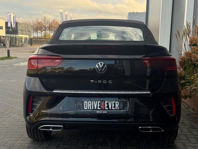Volkswagen T-Roc Cabrio 1.5 TSI R-Line M2023 TREKHAAK CAMERA NAVI APPLE CARPLAY