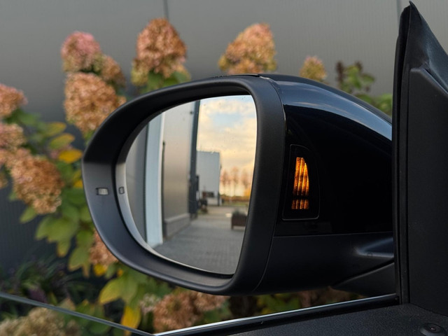 Volkswagen T-Roc Cabrio 1.5 TSI R-Line M2023 TREKHAAK CAMERA NAVI APPLE CARPLAY