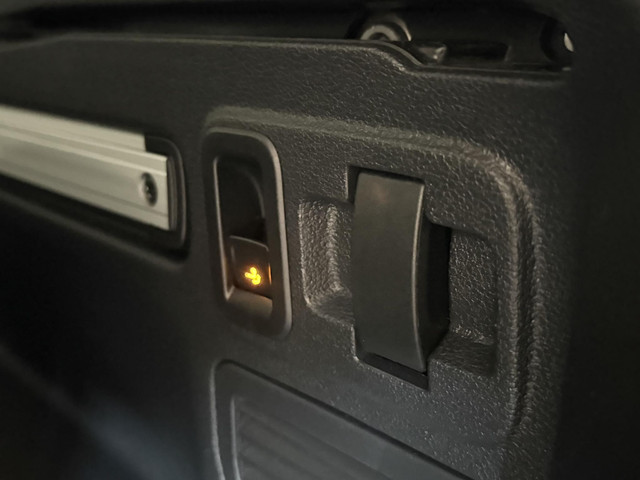 Volkswagen Touran 1.4 TSI Connected Series 7p | PANO | NAVI