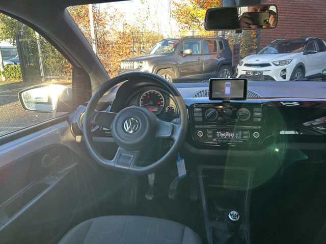 Volkswagen up! 1.0 move up! BlueMotion GOED ONDERHOUDEN!! NAVI BLUETOOTH AIRCO ELEK. RAMEN