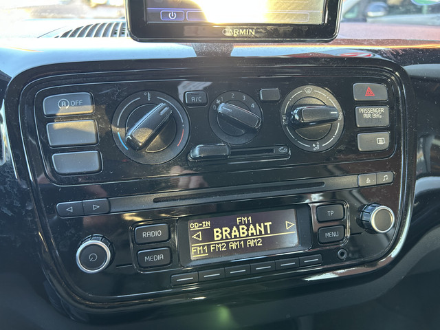 Volkswagen up! 1.0 move up! BlueMotion GOED ONDERHOUDEN!! NAVI BLUETOOTH AIRCO ELEK. RAMEN