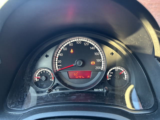 Volkswagen up! 1.0 move up! BlueMotion GOED ONDERHOUDEN!! NAVI BLUETOOTH AIRCO ELEK. RAMEN