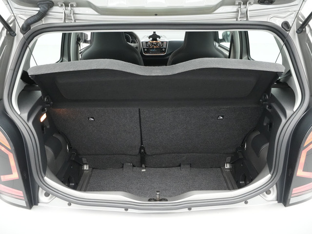 Volkswagen up! 1.0 BMT 60pk move up! Airco Dab Verwarmde spiegels Regensensor 259