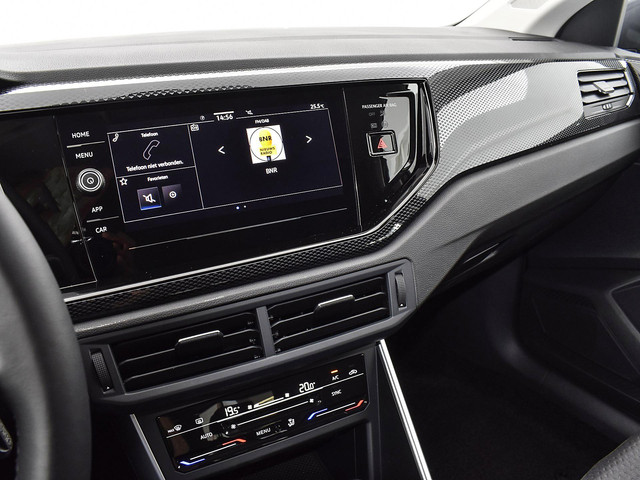 Volkswagen Polo Life Edition 1.0 TSI 95 pk 5 versn. Hand · Achteruitrijcamera · Parkeersensor achter · Velgen 'essex', 15 inch lichtmetaal ·