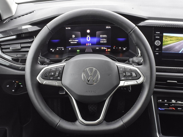 Volkswagen Polo Life Edition 1.0 TSI 95 pk 5 versn. Hand · Achteruitrijcamera · regensensor ·