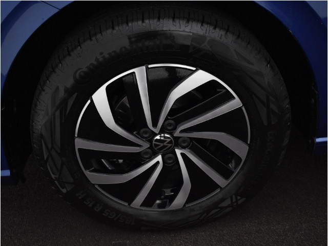 Volkswagen Polo Life Edition 1.0 TSI 95 pk 5 versn. Hand · Achteruitrijcamera · Regensensor ·