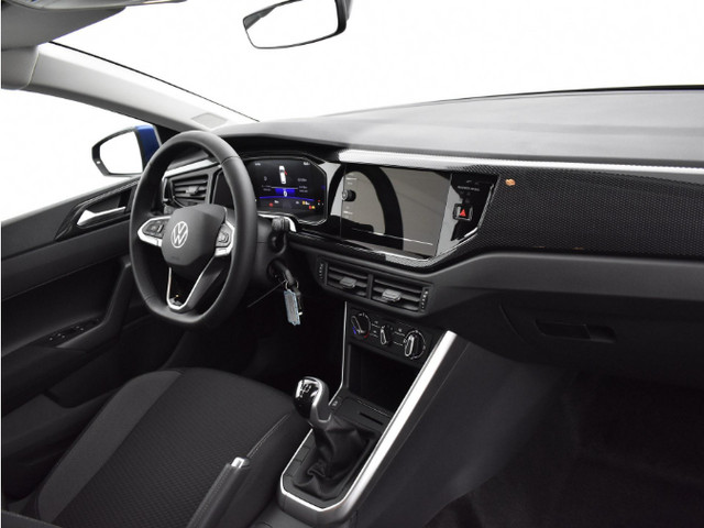 Volkswagen Polo Life Edition 1.0 TSI 95 pk 5 versn. Hand · Achteruitrijcamera · Regensensor ·