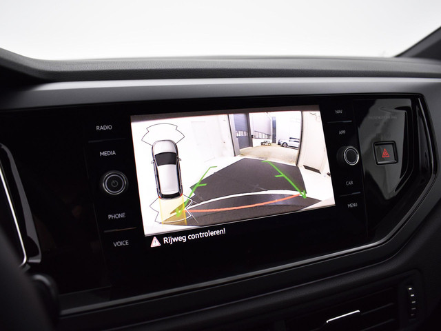 Volkswagen Polo R-Line Edition 1.0 TSI 95 PK 7 versn. DSG 7 Versn. DSG · Voorraad Actie · Prijs is inclusief EU 2000,- inruilpremie · Speciaal i