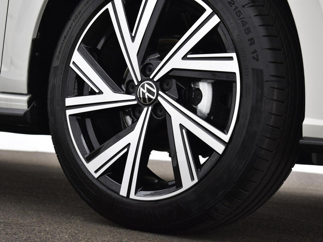 Volkswagen Polo R-Line Edition 1.0 TSI 95 PK 7 versn. DSG 7 Versn. DSG · Voorraad Actie · Prijs is inclusief EU 2000,- inruilpremie · Speciaal i