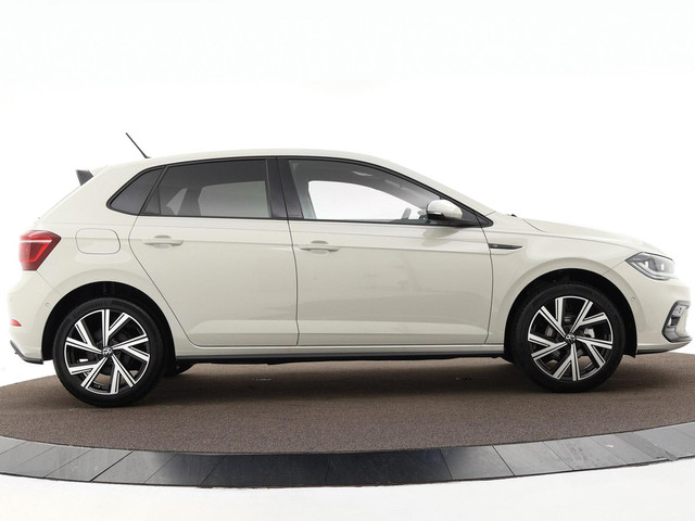 Volkswagen Polo R-Line Edition 1.0 TSI 95 PK 7 versn. DSG 7 Versn. DSG · Voorraad Actie · Prijs is inclusief EU 2000,- inruilpremie · Speciaal i