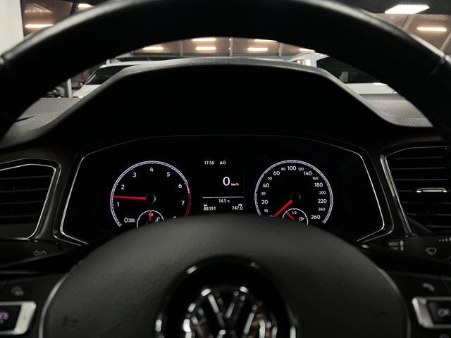 Volkswagen T-Roc 1.0 TSI | Lane |ACC | Cam |Elek.kofferbak|