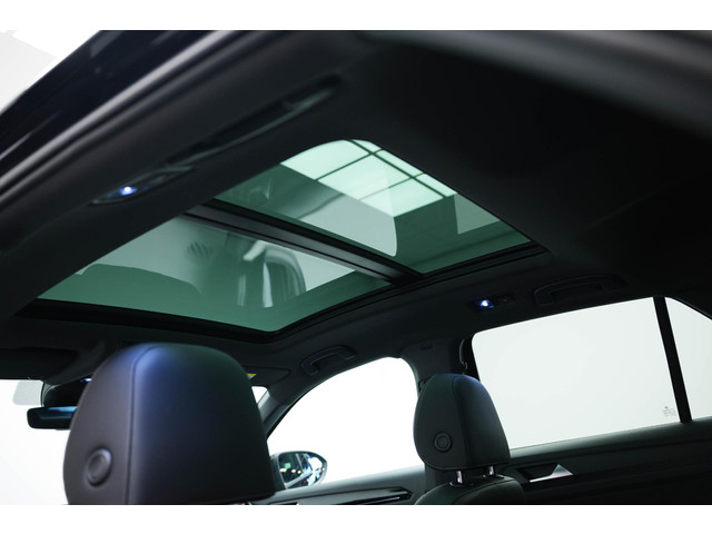 Volkswagen T-Roc 1.5 TSI R-Line Business |Pano|3xR-Line|IQ|VOLL|