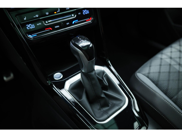 Volkswagen T-Roc 1.5 TSI R-Line Business |Pano|3xR-Line|IQ|VOLL|